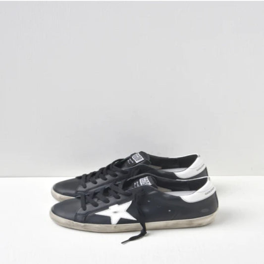 SIZE 7 SUPERSTAR LEATHER SNEAKERS